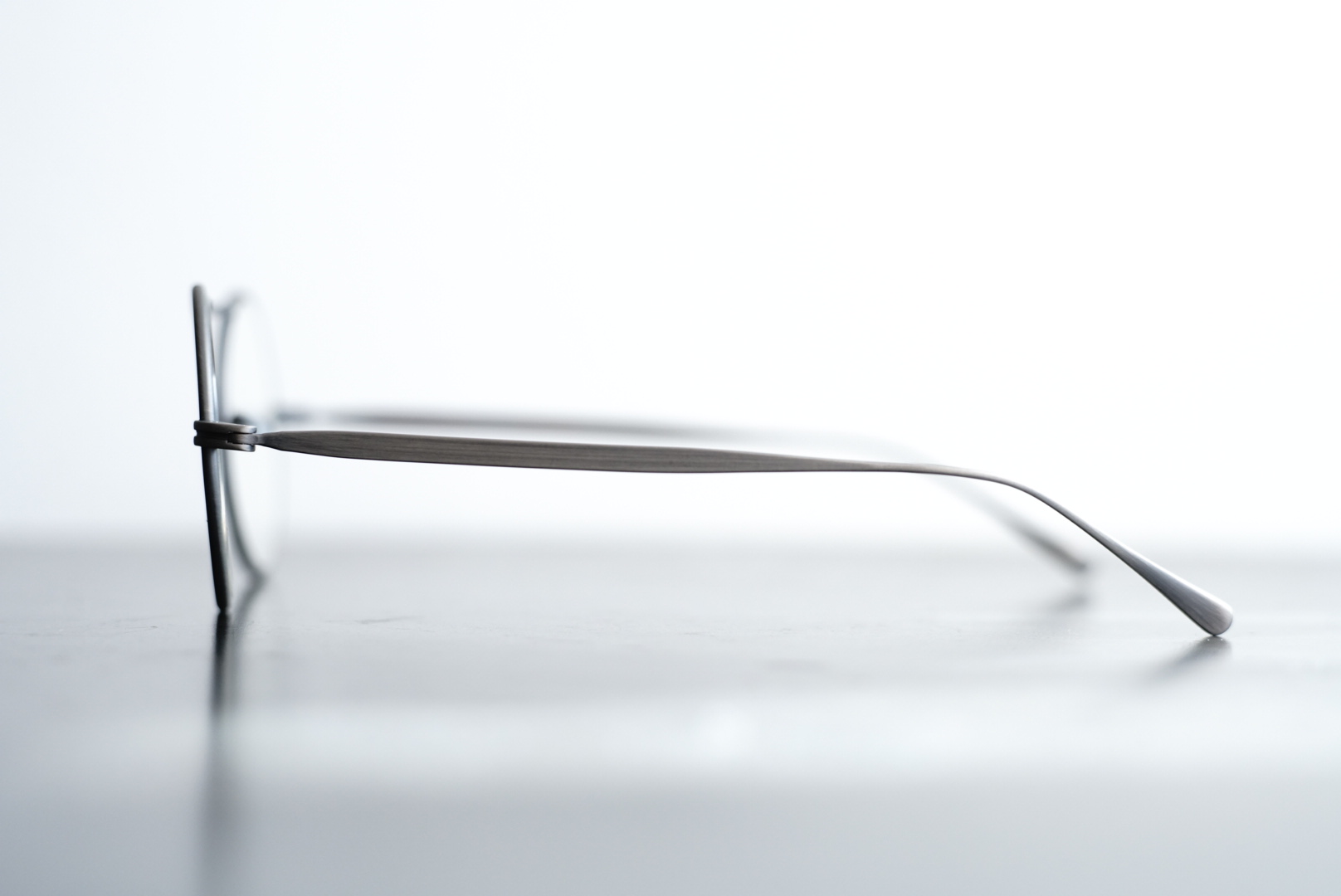 FALCON c.2(SILVER MAT)